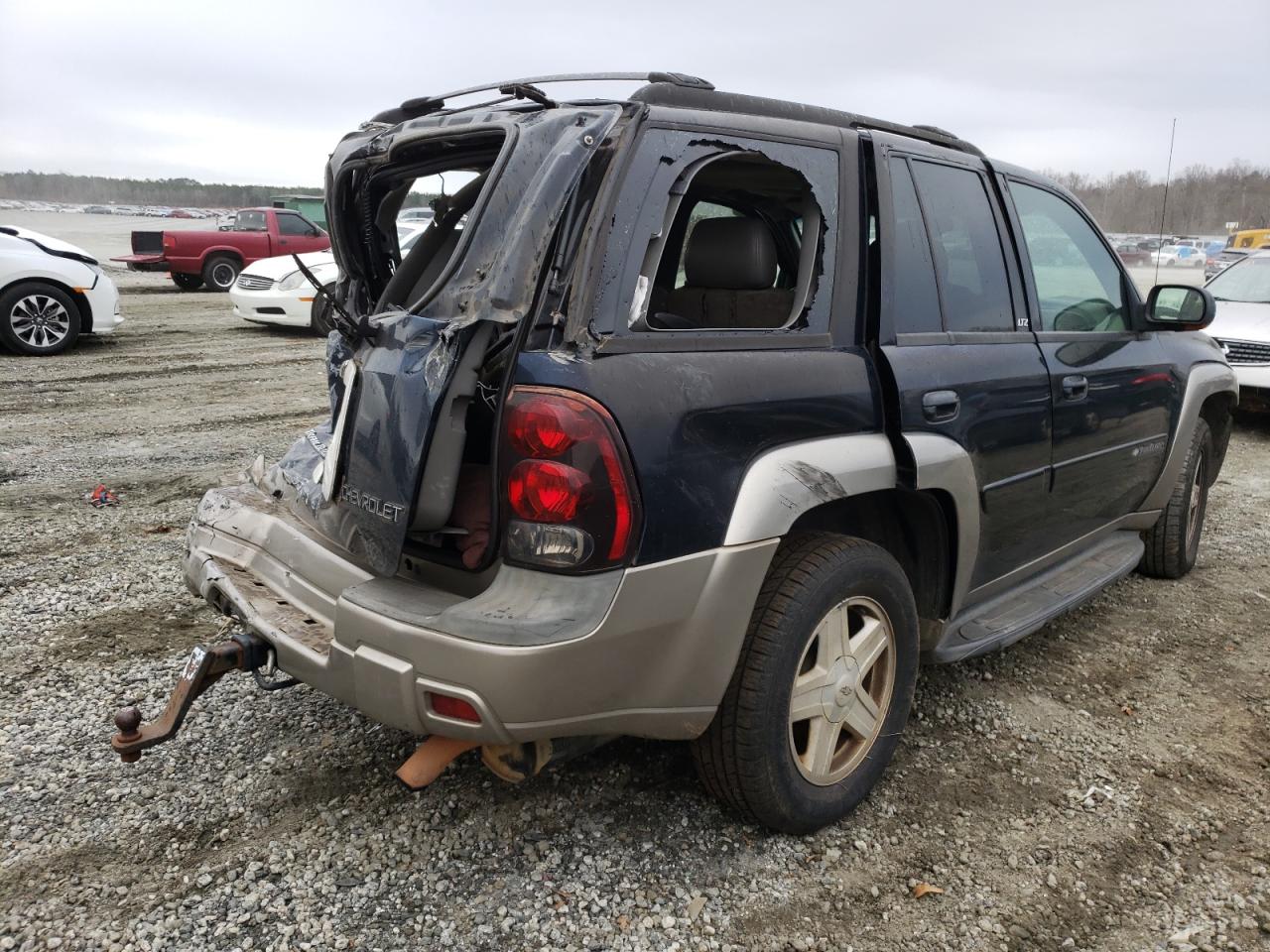 Photo 4 from auction – 2002 CHEVROLET TRAILBLAZE with VIN 1GNDT13S922231442