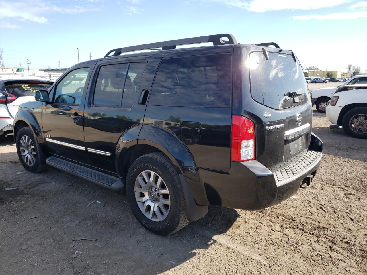 Photo 3 from auction – 2008 NISSAN PATHFINDER with VIN 5N1BR18A08C623349