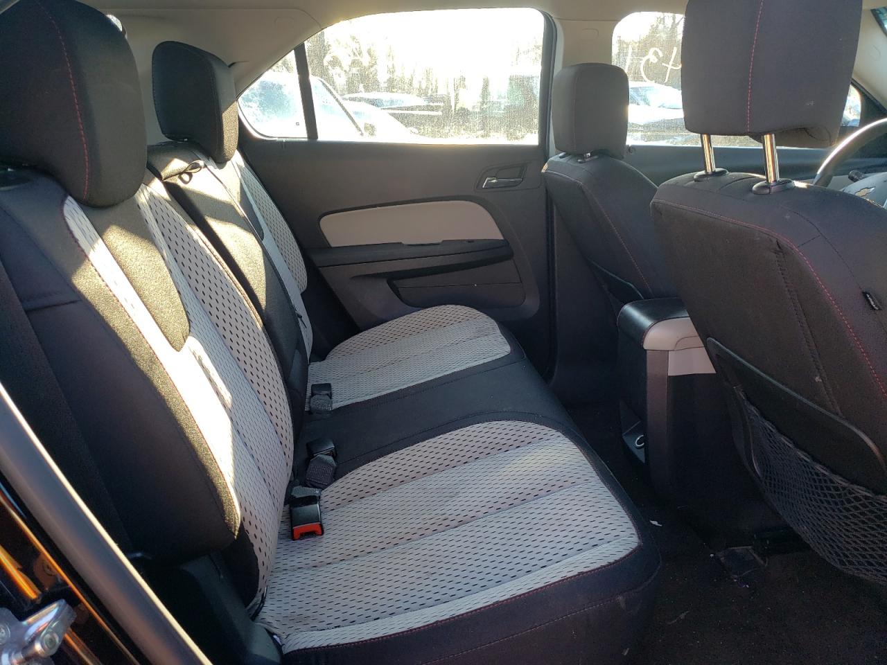 Photo 6 from auction – 2011 CHEVROLET EQUINOX LS with VIN 2CNFLCEC2B6304619