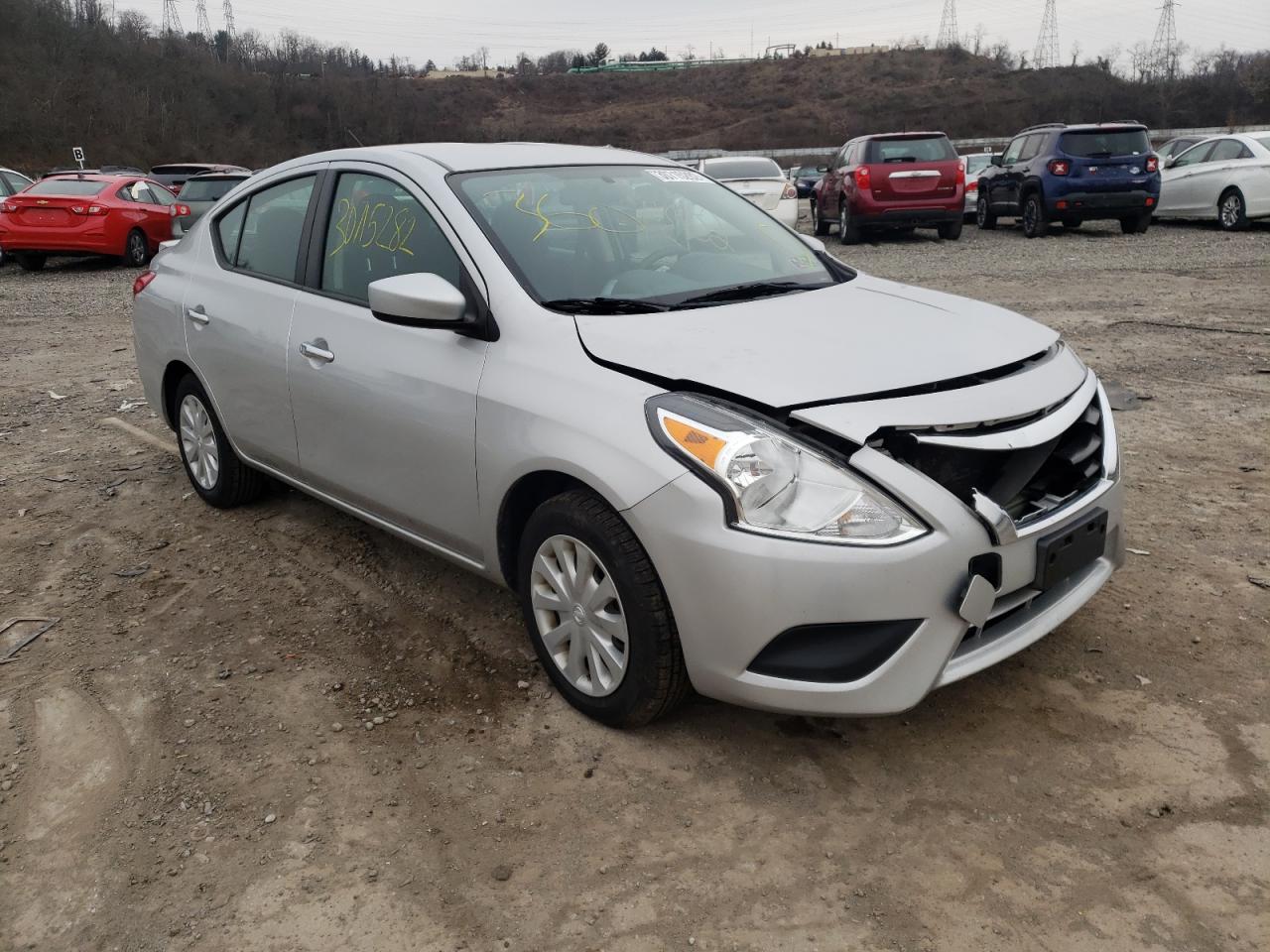 NISSAN VERSA S 2019 with VIN 3N1CN7AP3KL852189 - Photo from auction
