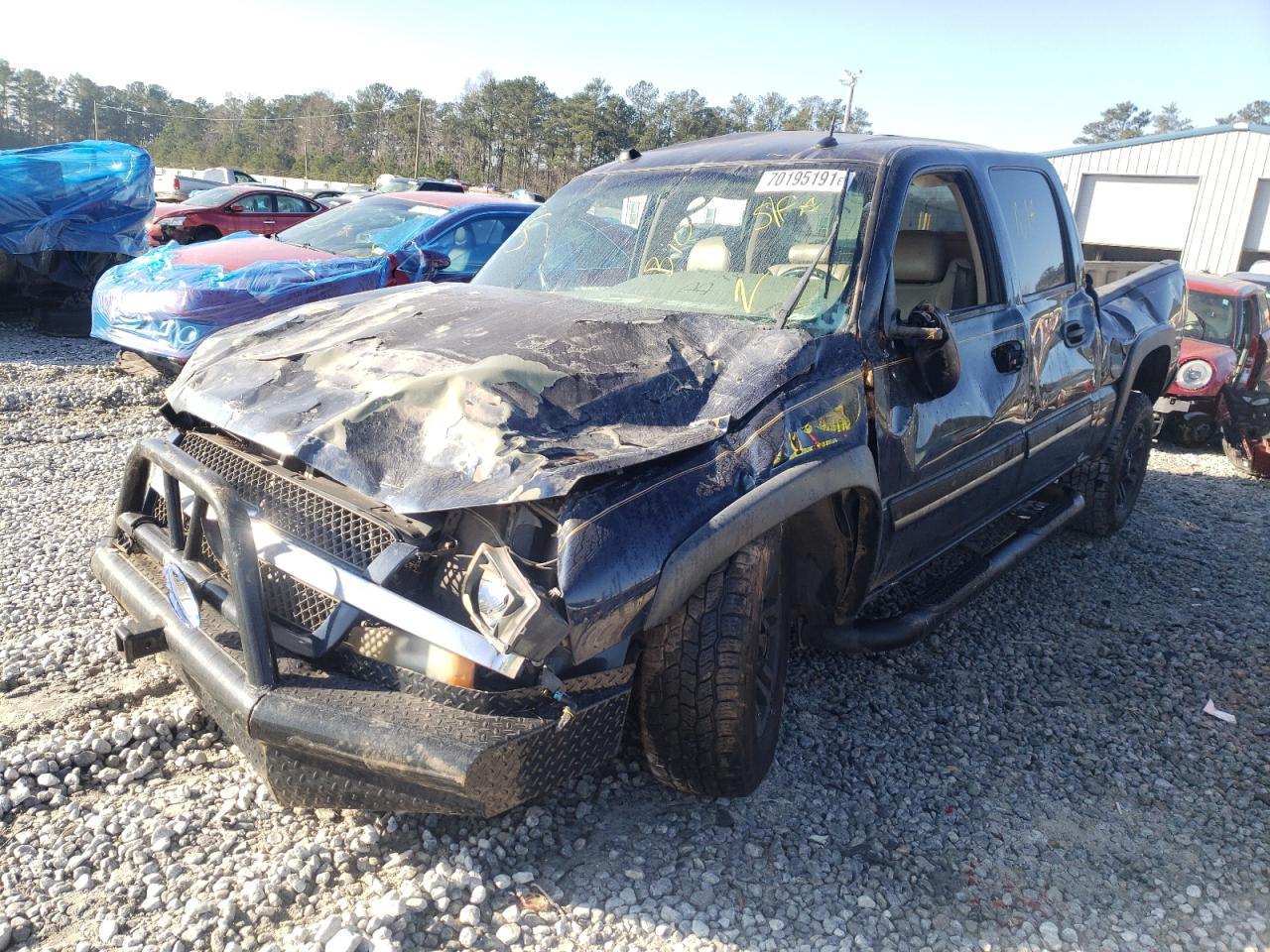 Photo 2 from auction – 2005 CHEVROLET SILVERADO with VIN 2GCEK13T551217065