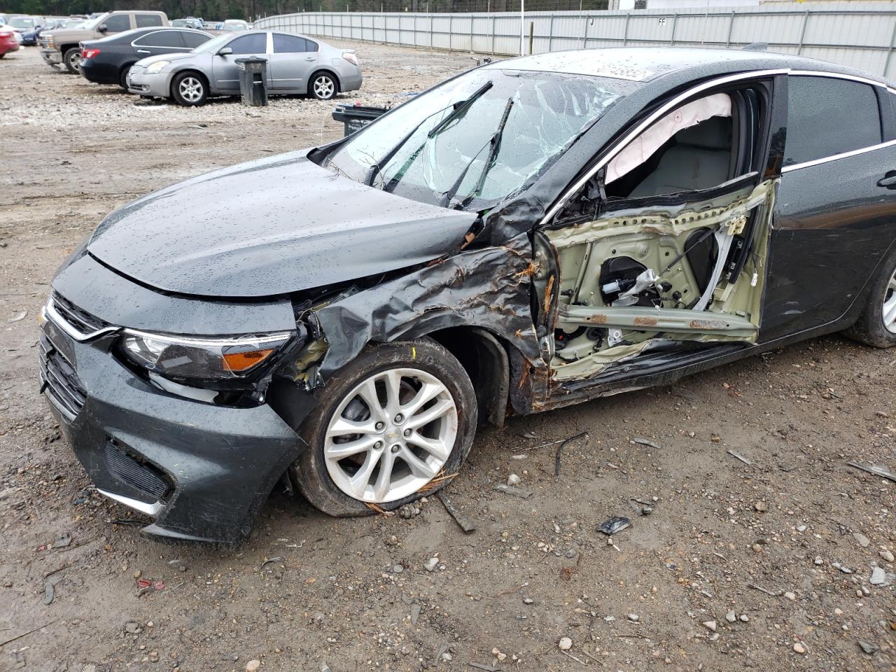 Photo 9 from auction – 2016 CHEVROLET MALIBU LT with VIN 1G1ZE5ST3GF312598