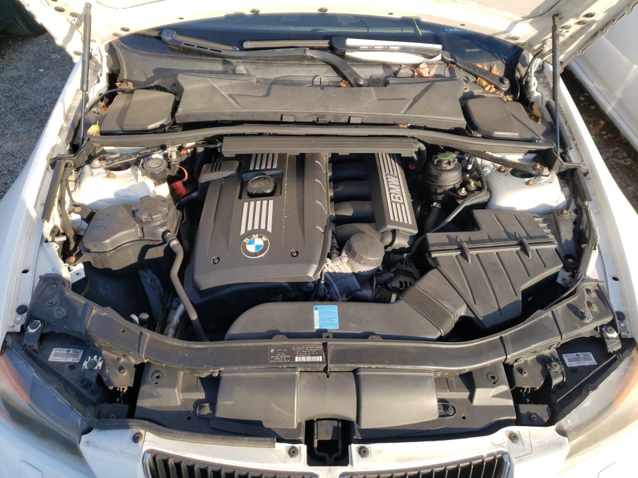 Photo 7 from auction – 2008 BMW 328 XI with VIN WBAVC93528K044510
