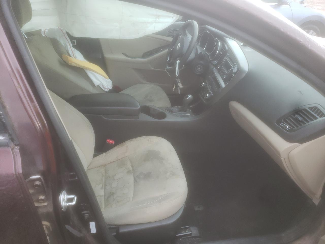 Photo 5 from auction – 2013 KIA OPTIMA LX with VIN 5XXGM4A74DG225385