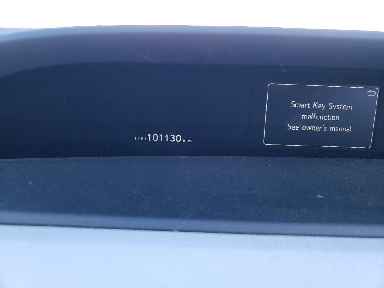 Photo 8 from auction – 2016 TOYOTA PRIUS with VIN JTDKARFU8G3527667