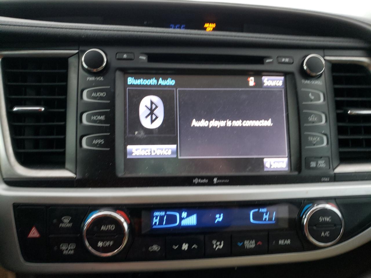 Photo 9 from auction – 2014 TOYOTA HIGHLANDER with VIN 5TDJKRFH0ES065144