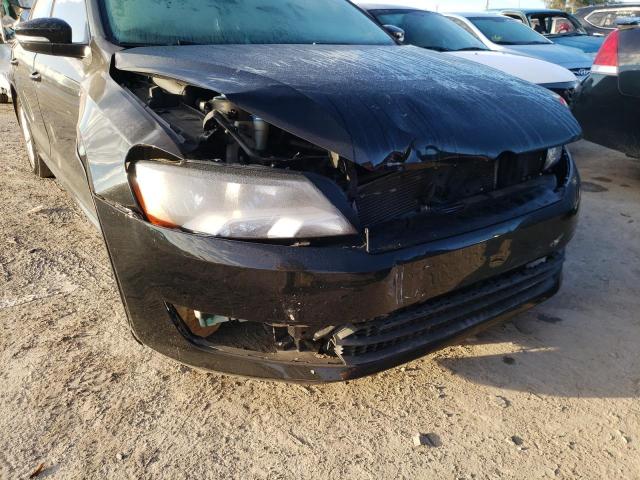 Photo 9 from auction – 2014 VOLKSWAGEN PASSAT S with VIN 1VWAS7A31EC110610