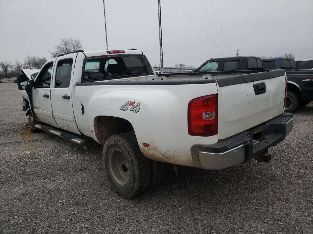 Photo 3 from auction – 2007 CHEVROLET SILVERADO with VIN 1GCJK33687F553552