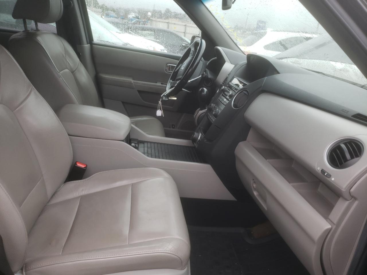 Photo 5 from auction – 2013 HONDA PILOT EXL with VIN 5FNYF4H64DB022379