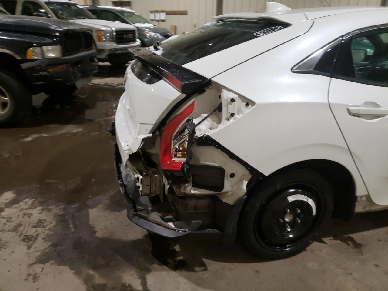 Photo 9 from auction – 2017 HONDA CIVIC LX with VIN SHHFK7H2XHU304466