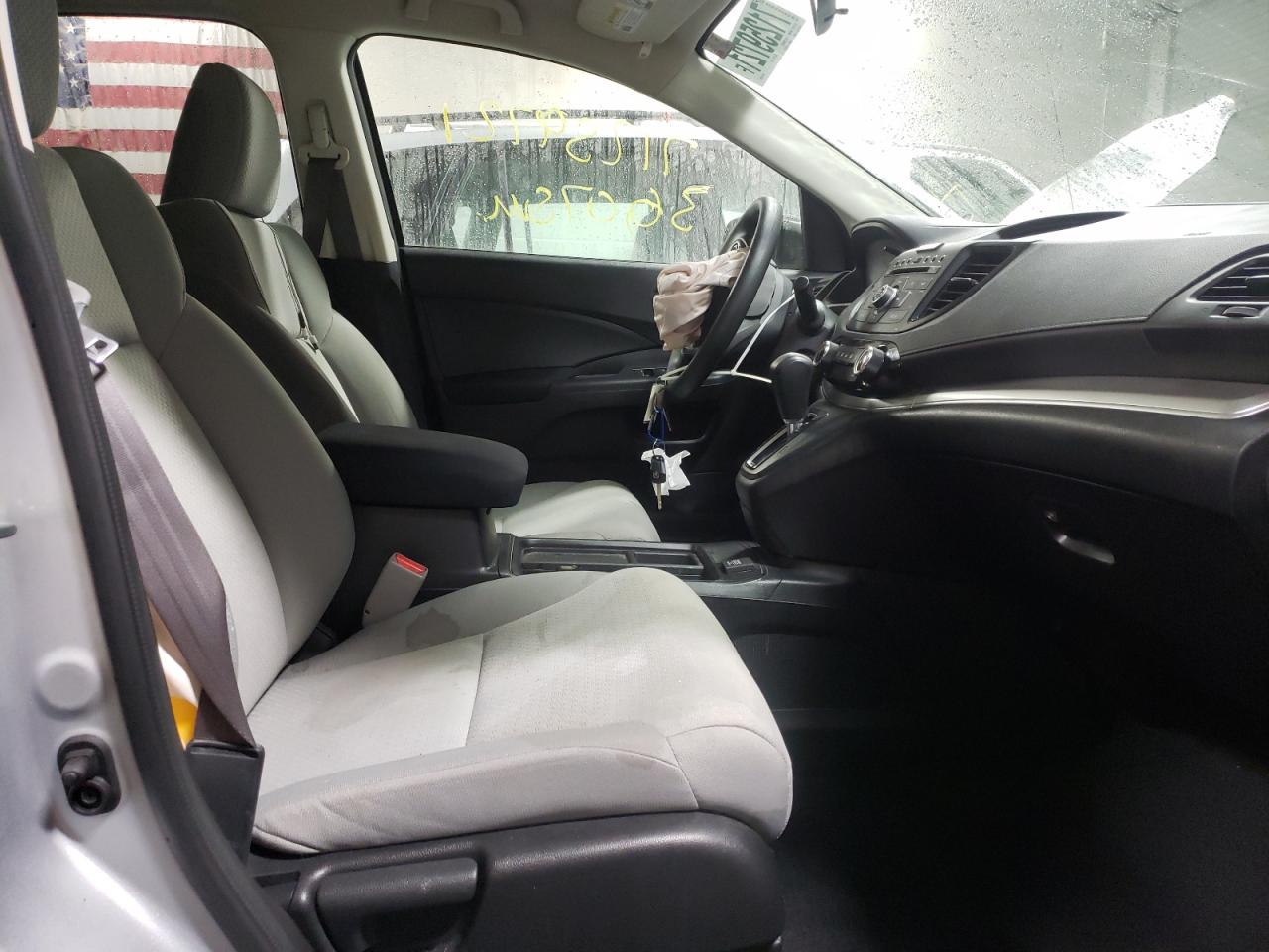Photo 5 from auction – 2016 HONDA CR-V SE with VIN 5J6RM4H4XGL097754