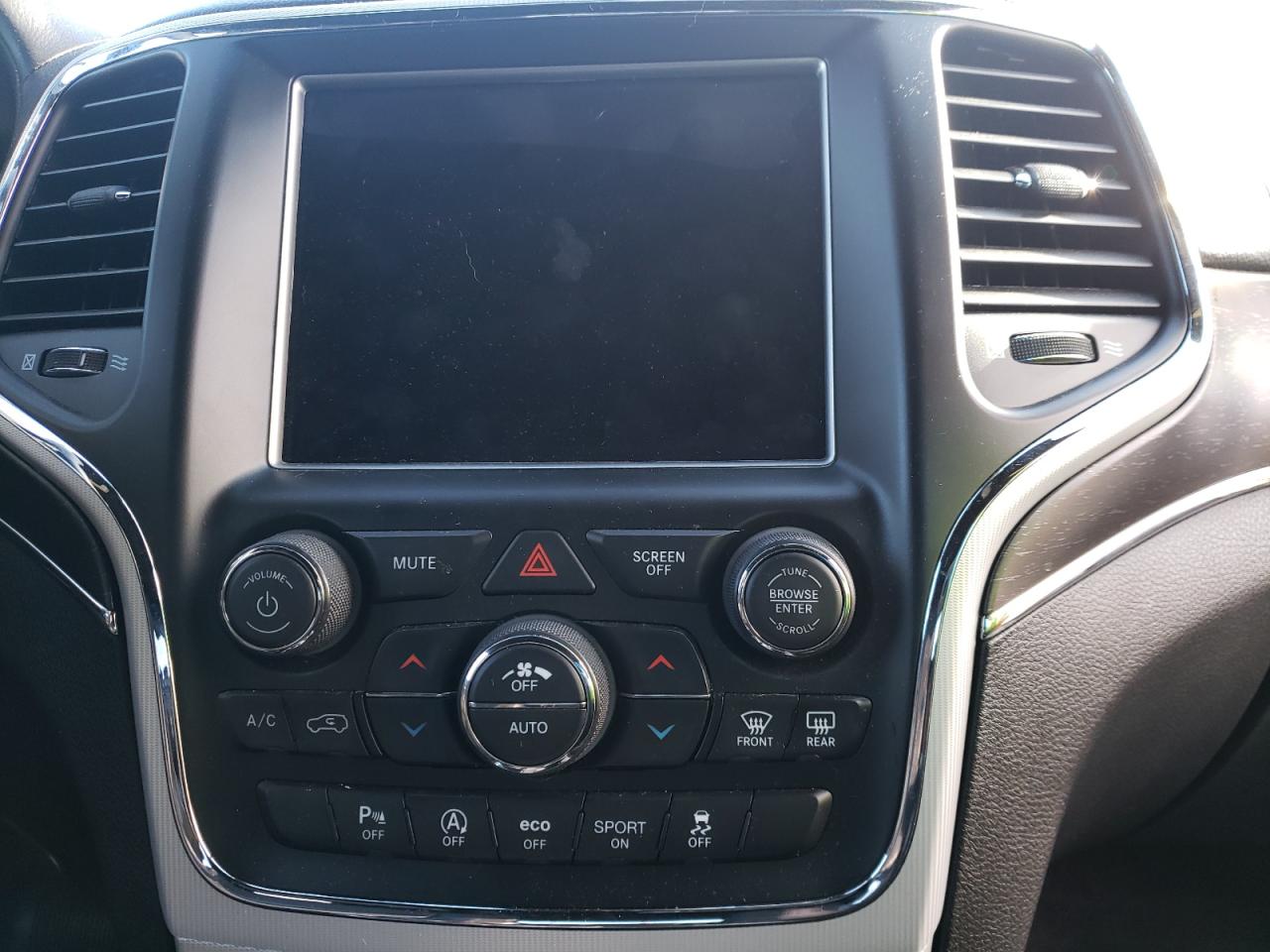 Photo 9 from auction – 2018 JEEP GRAND CHER with VIN 1C4RJFBG4JC331374