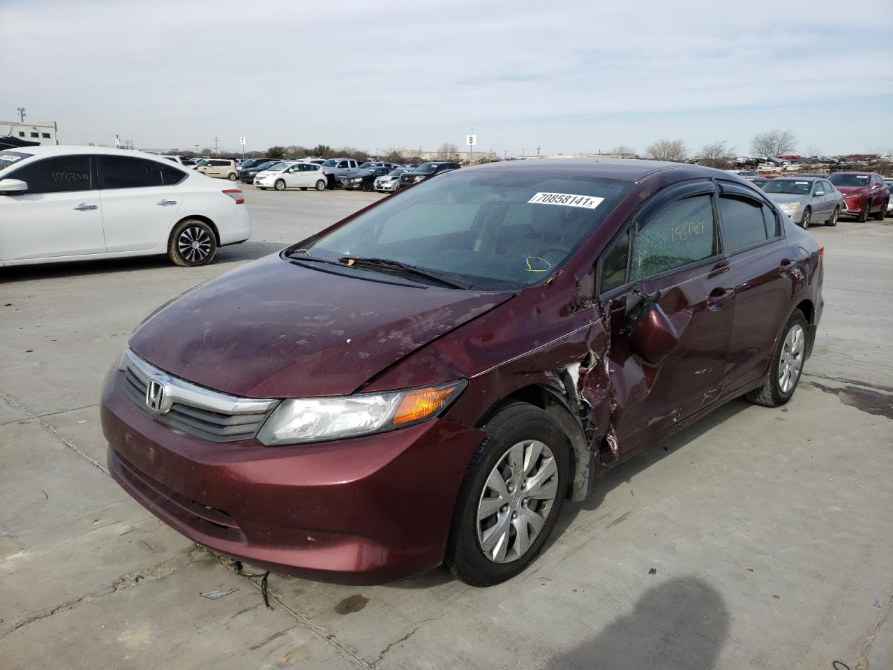 Photo 2 from auction – 2012 HONDA CIVIC LX with VIN 19XFB2F5XCE074315