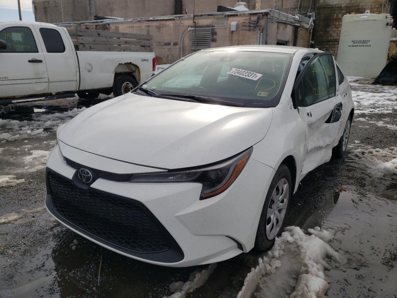 Photo 2 from auction – 2022 TOYOTA COROLLA LE with VIN 5YFEPMAE9NP282249