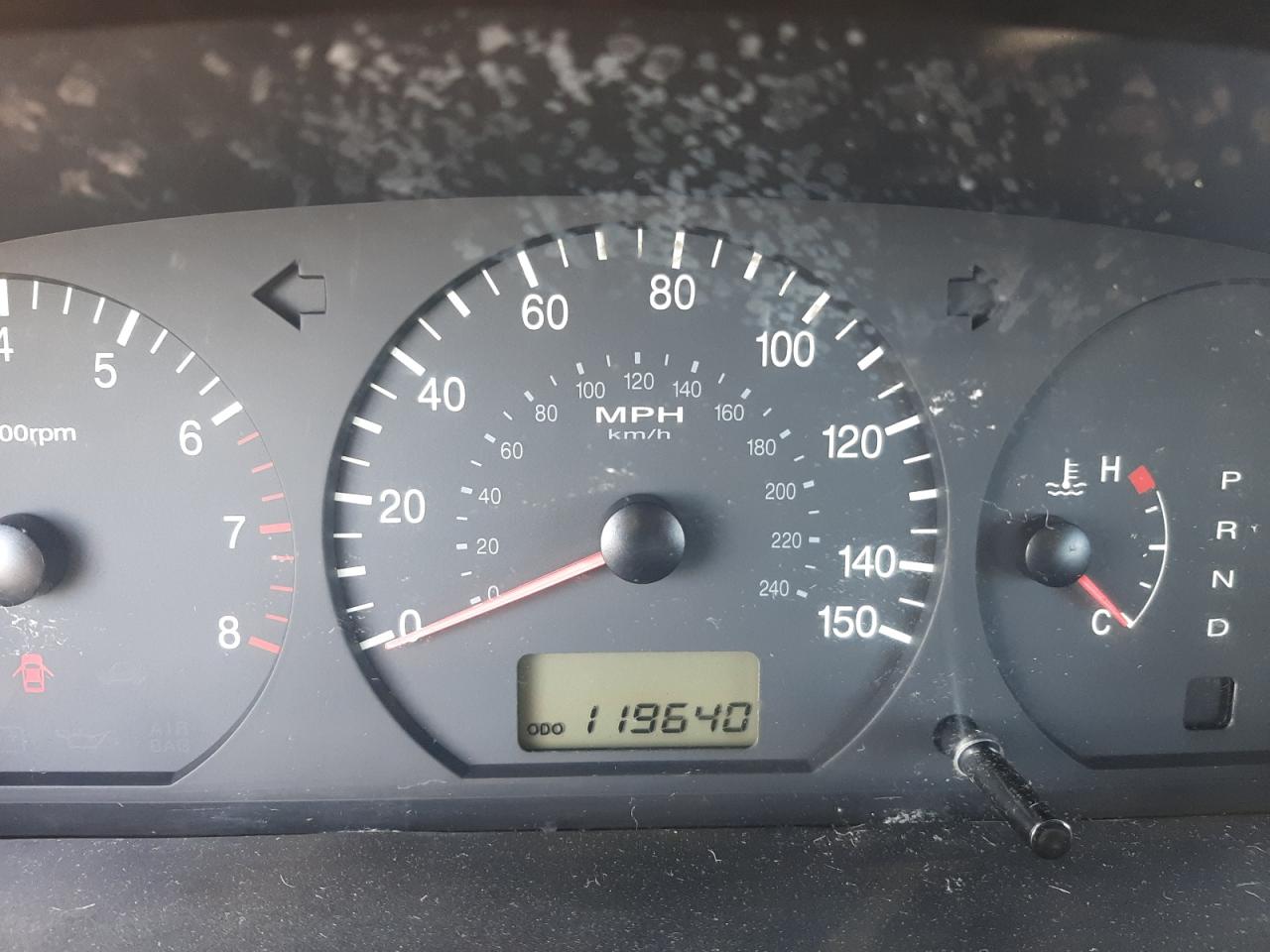 Photo 8 from auction – 2004 HYUNDAI XG with VIN KMHFU45E34A334920