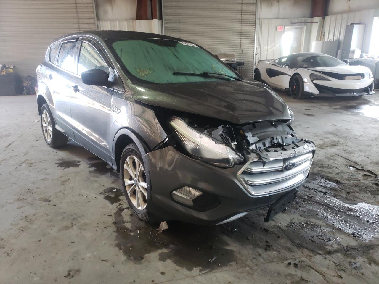 FORD ESCAPE SE 2017 with VIN 1FMCU9GD0HUD47908 - Photo from auction