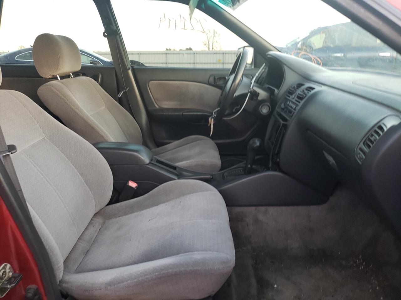 Photo 5 from auction – 1997 SUBARU LEGACY L with VIN 4S3BD4358V7206595