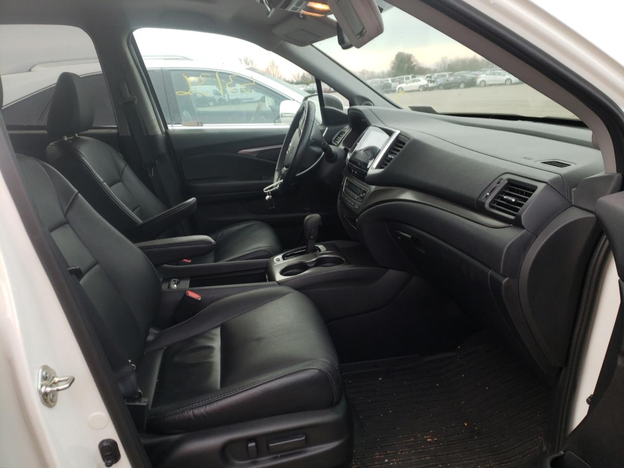 Photo 5 from auction – 2018 HONDA PILOT EXL with VIN 5FNYF6H50JB029926