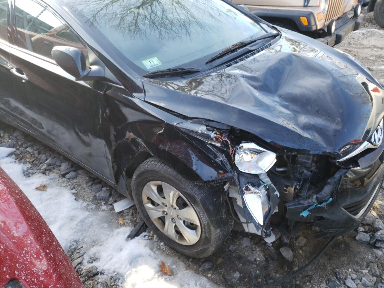 Photo 9 from auction – 2016 HYUNDAI ELANTRA SE with VIN 5NPDH4AE8GH669092