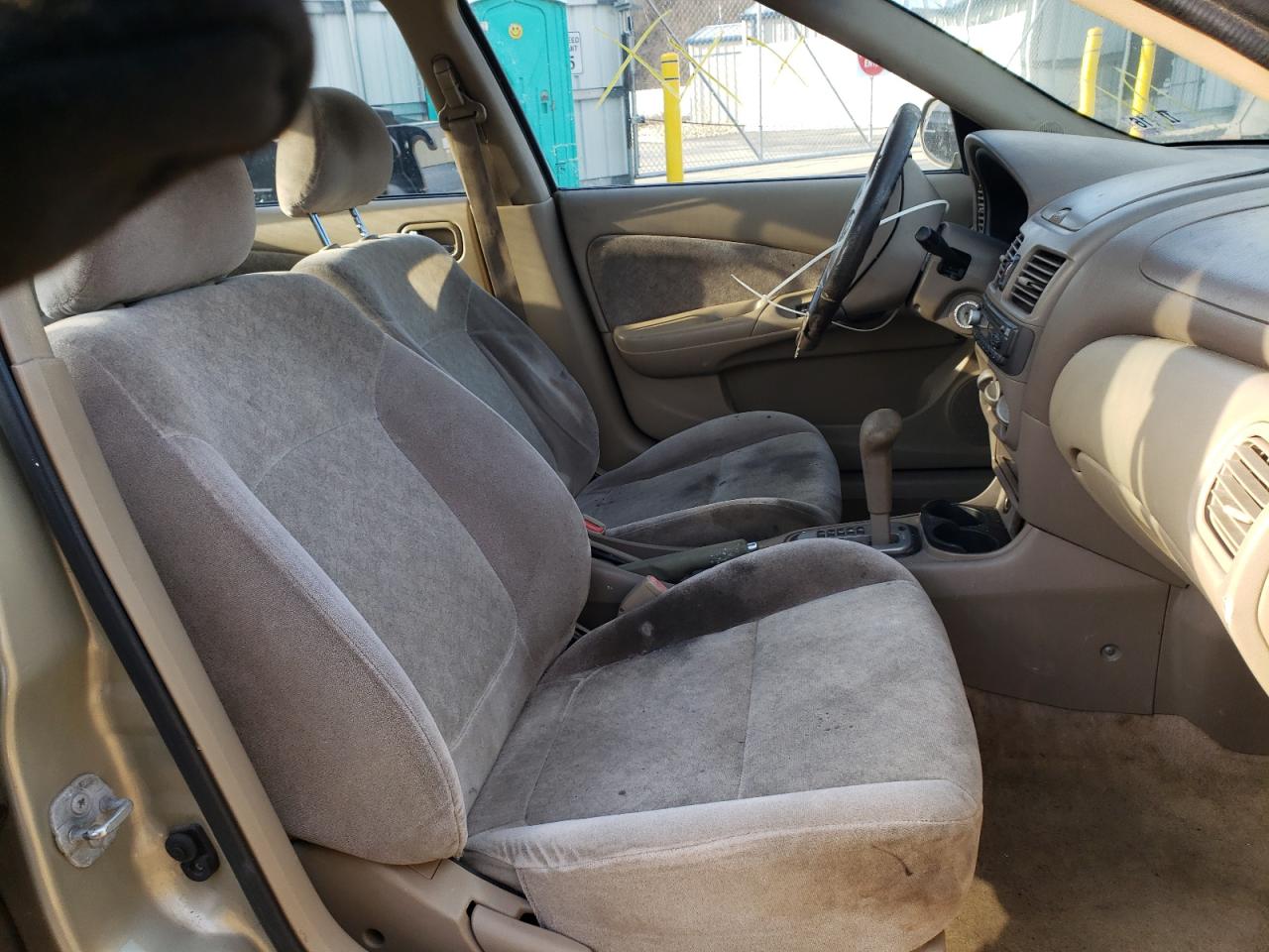 Photo 5 from auction – 2002 NISSAN SENTRA XE with VIN 3N1CB51D12L610486