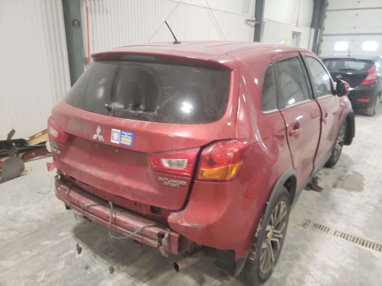 Photo 4 from auction – 2016 MITSUBISHI OUTLANDER with VIN JA4AP3AU7GZ063387