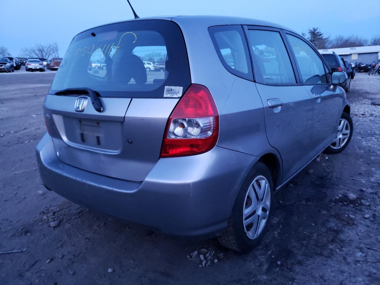 Photo 4 from auction – 2007 HONDA FIT with VIN JHMGD38447S054751