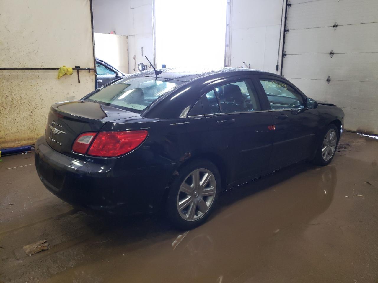 Photo 4 from auction – 2010 CHRYSLER SEBRING LI with VIN 1C3CC5FV6AN129826