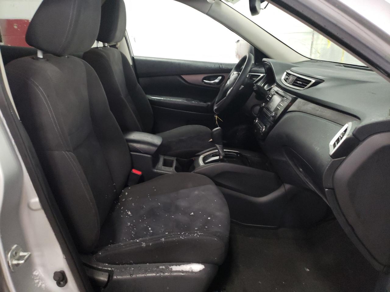 Photo 5 from auction – 2015 NISSAN ROGUE SV with VIN KNMAT2MV8FP508374