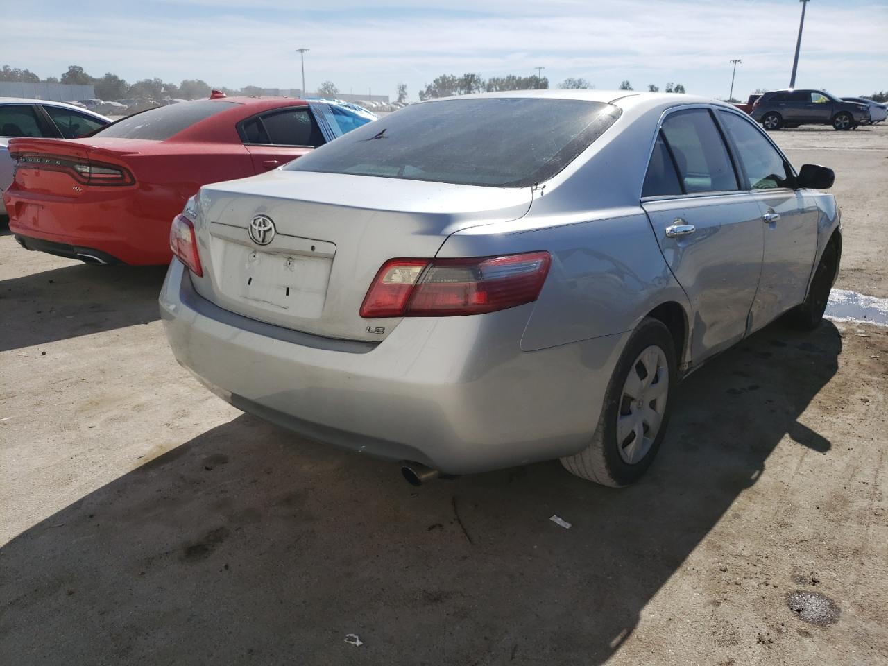 Photo 4 from auction – 2007 TOYOTA UK with VIN 4T1BE46K87U108097