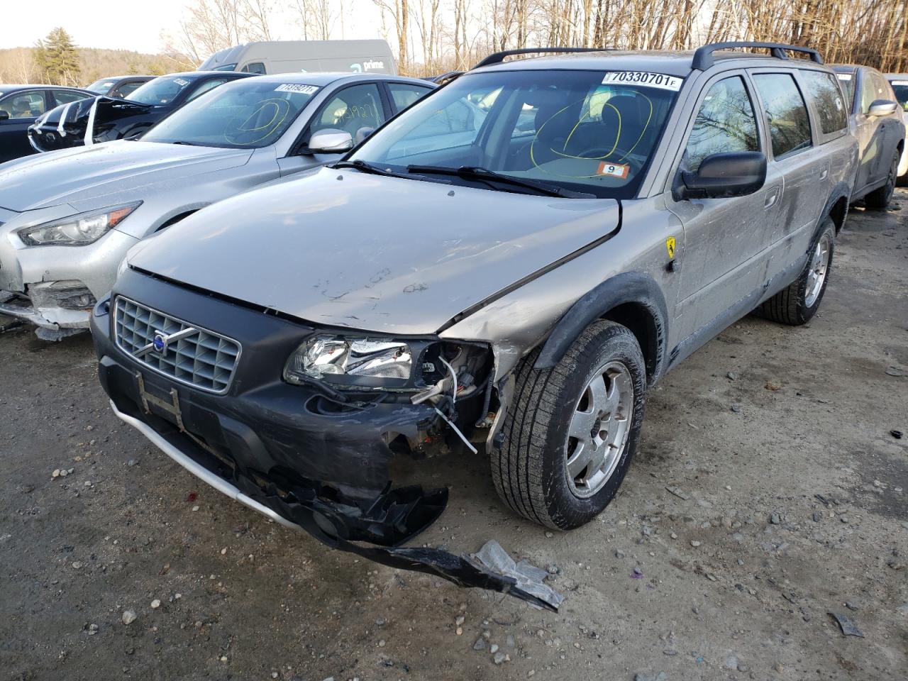 Photo 2 from auction – 2002 VOLVO V70 XC with VIN YV1SZ58D521050323