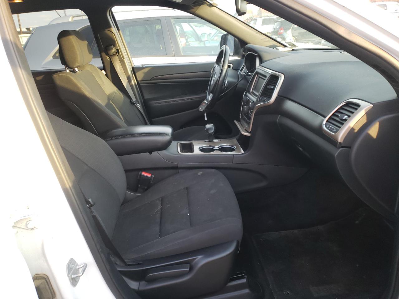 Photo 5 from auction – 2015 JEEP GRAND CHER with VIN 1C4RJFAG4FC889220