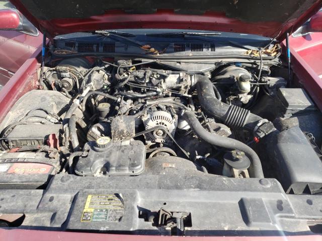 Photo 7 from auction – 2003 MERCURY GRAND MARQ with VIN 2MEFM74W33X661726