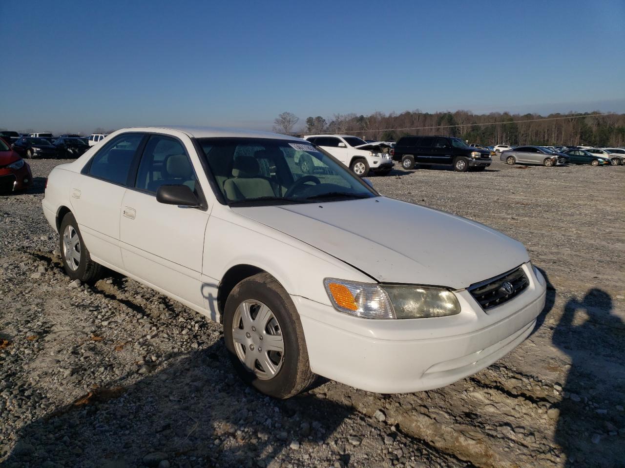 TOYOTA CAMRY CE 2001 with VIN 4T1BG22K51U862702 - Photo from auction