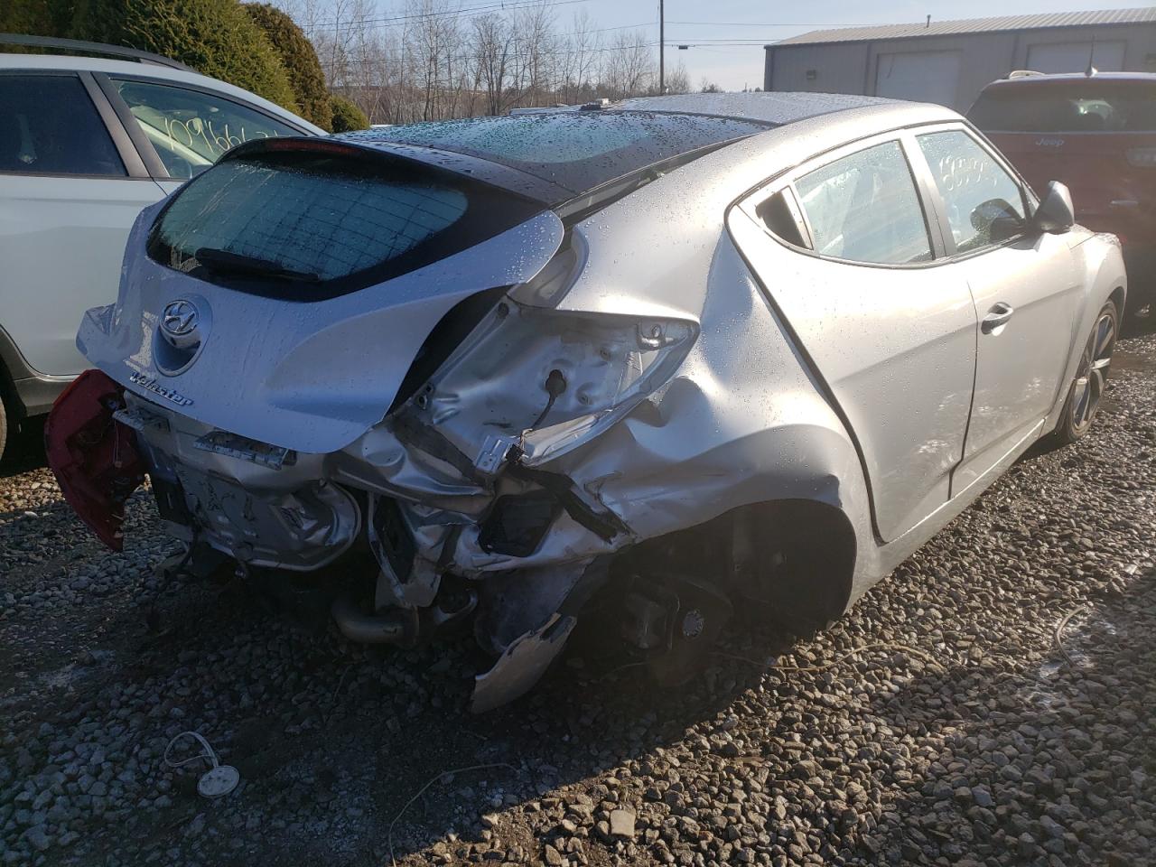 Foto 4 de la subasta – 2016 HYUNDAI VELOSTER con VIN KMHTC6AD2GU275893