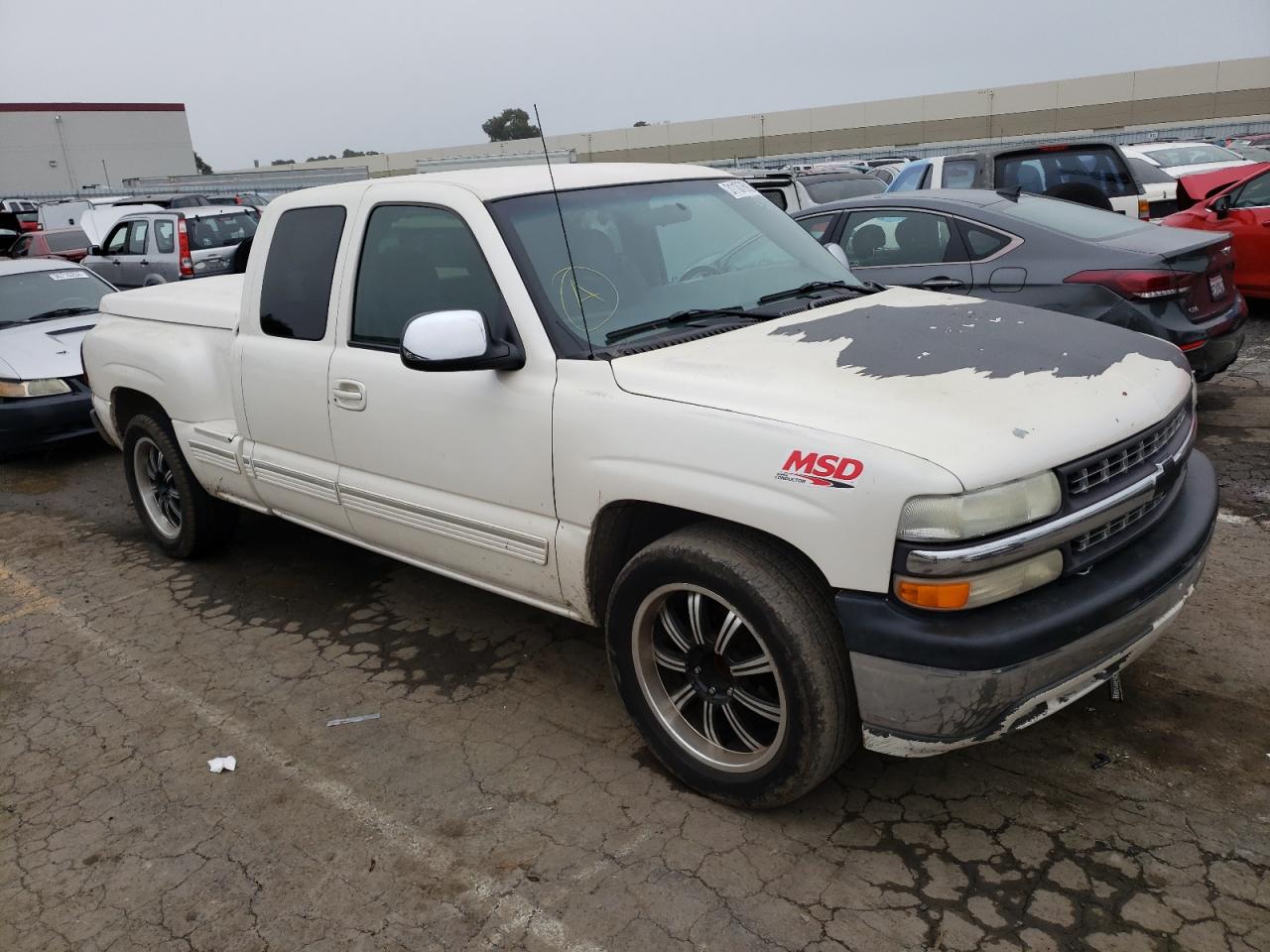 CHEVROLET SILVERADO 2001 with VIN 2GCEC19TX11238735 - Photo from auction
