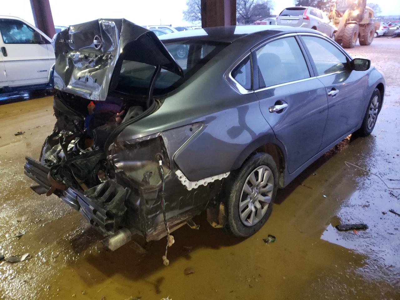 Photo 4 from auction – 2015 NISSAN ALTIMA 2.5 with VIN 1N4AL3AP2FN330815