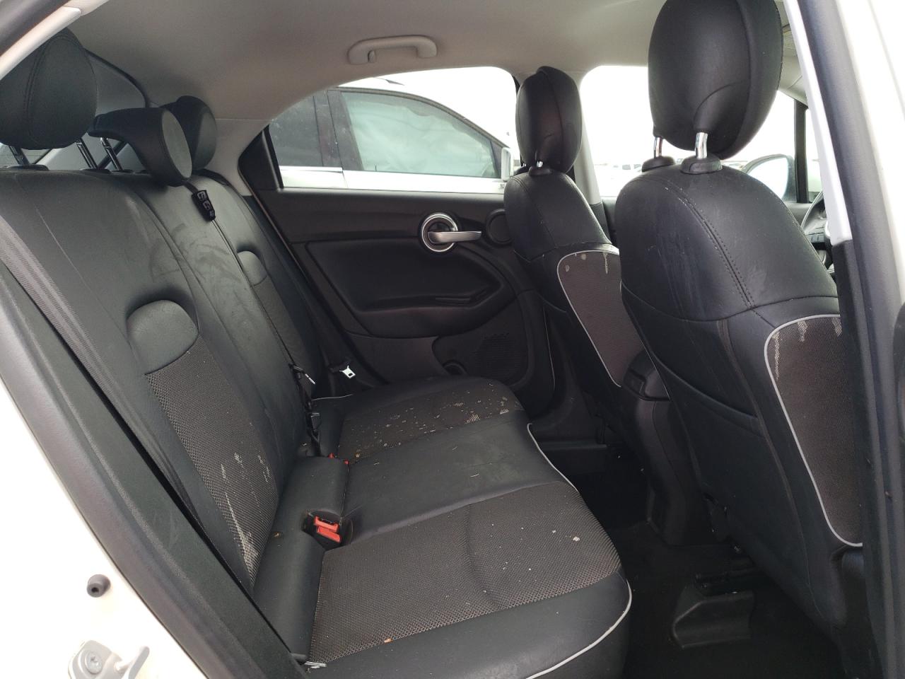 Photo 6 from auction – 2017 FIAT 500X TREKK with VIN ZFBCFXCBXHP598993