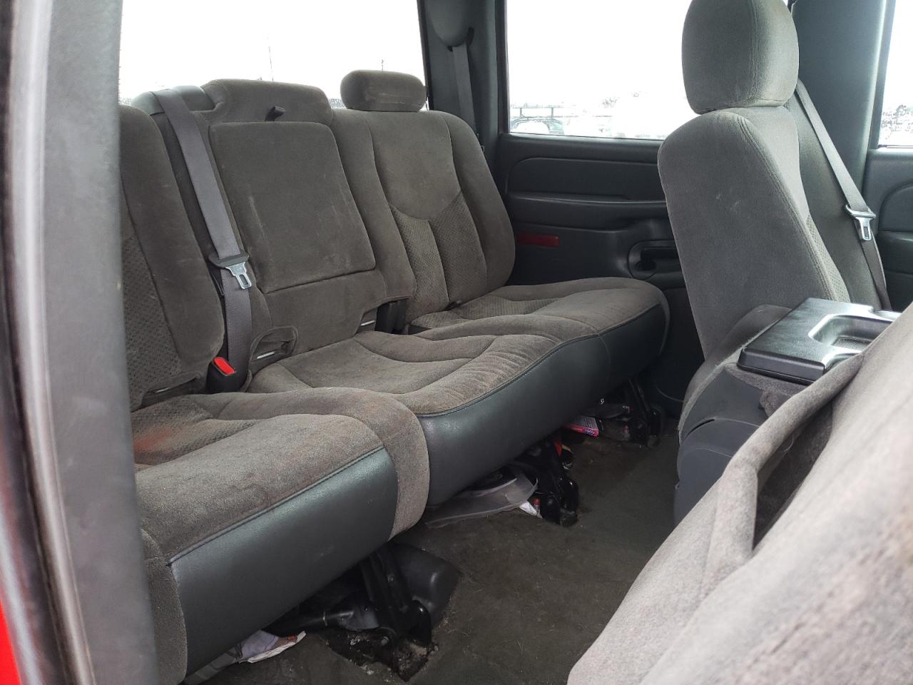 Photo 6 from auction – 2006 CHEVROLET SILVERADO with VIN 1GCHC23D86F242397