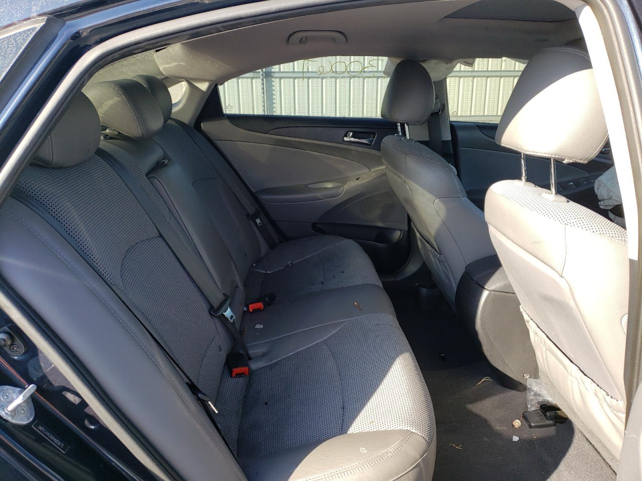 Photo 6 from auction – 2013 HYUNDAI SONATA SE with VIN 5NPEC4AC6DH685675
