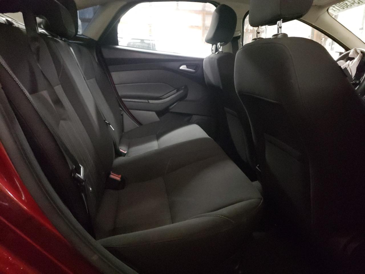 Photo 6 from auction – 2015 FORD FOCUS SE with VIN 1FADP3F2XFL213347