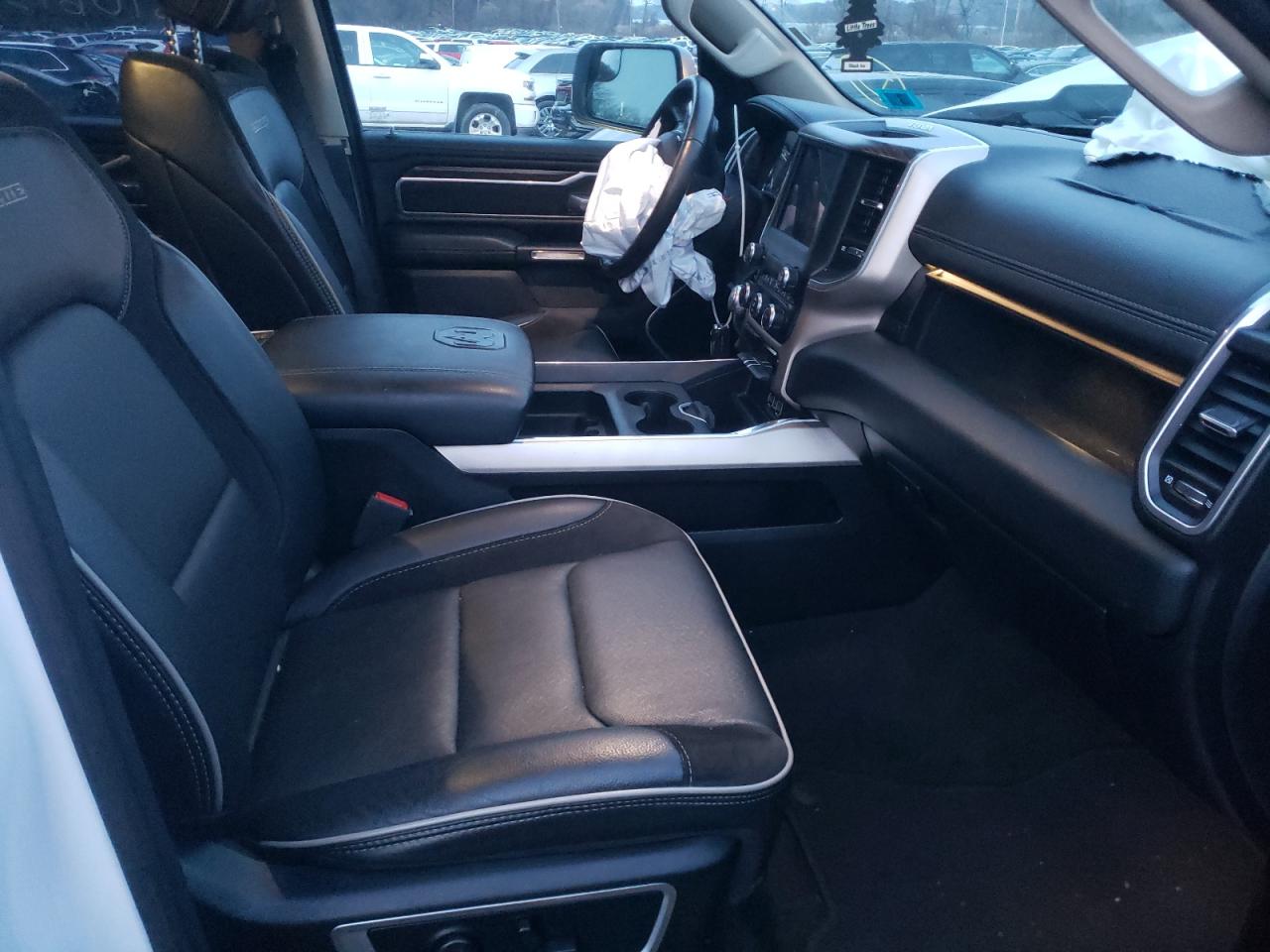 Photo 5 from auction – 2020 RAM 1500 LARAM with VIN 1C6SRFDTXLN279719