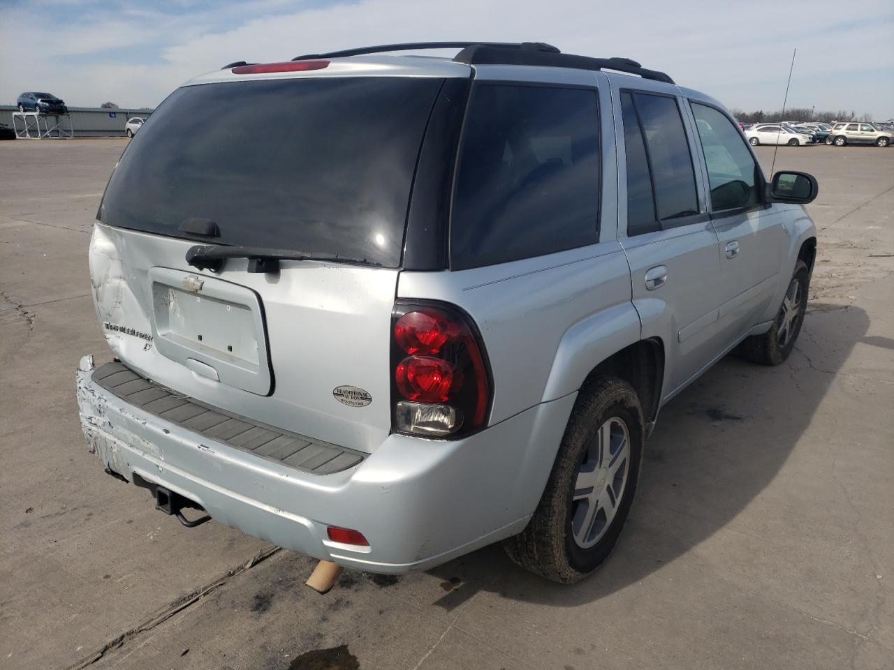 Photo 4 from auction – 2007 CHEVROLET TRAILBLAZE with VIN 1GNDS13S972215428