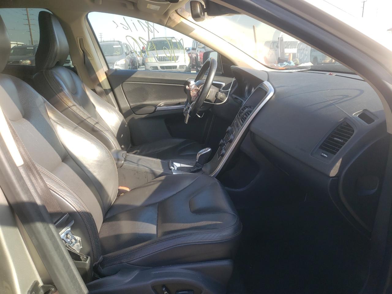 Photo 5 from auction – 2013 VOLVO XC60 3.2 with VIN YV4940DL4D2432033