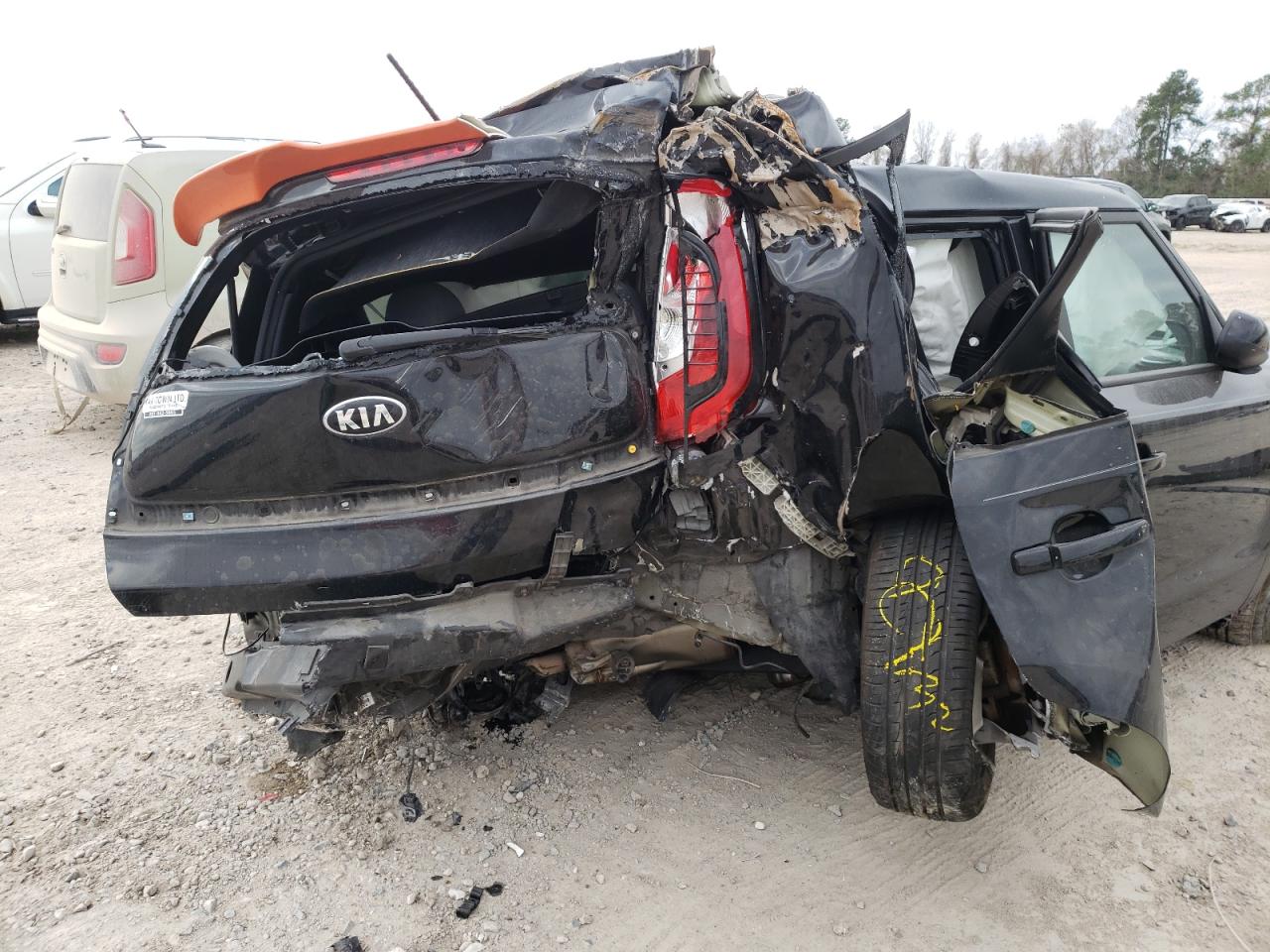 Photo 9 from auction – 2016 KIA SOUL with VIN KNDJN2A25G7340733