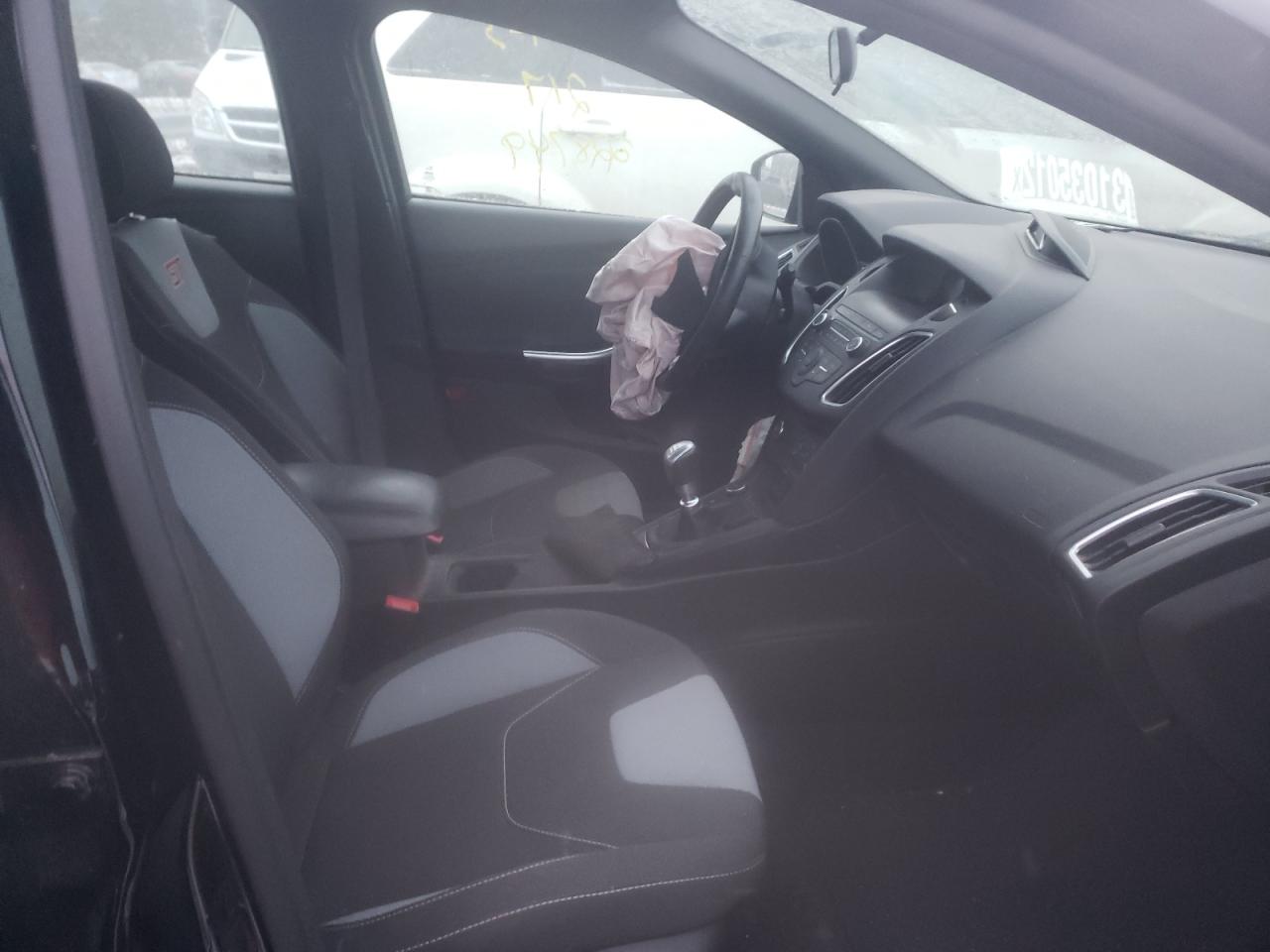 Photo 5 from auction – 2018 FORD FOCUS ST with VIN 1FADP3L93JL228749