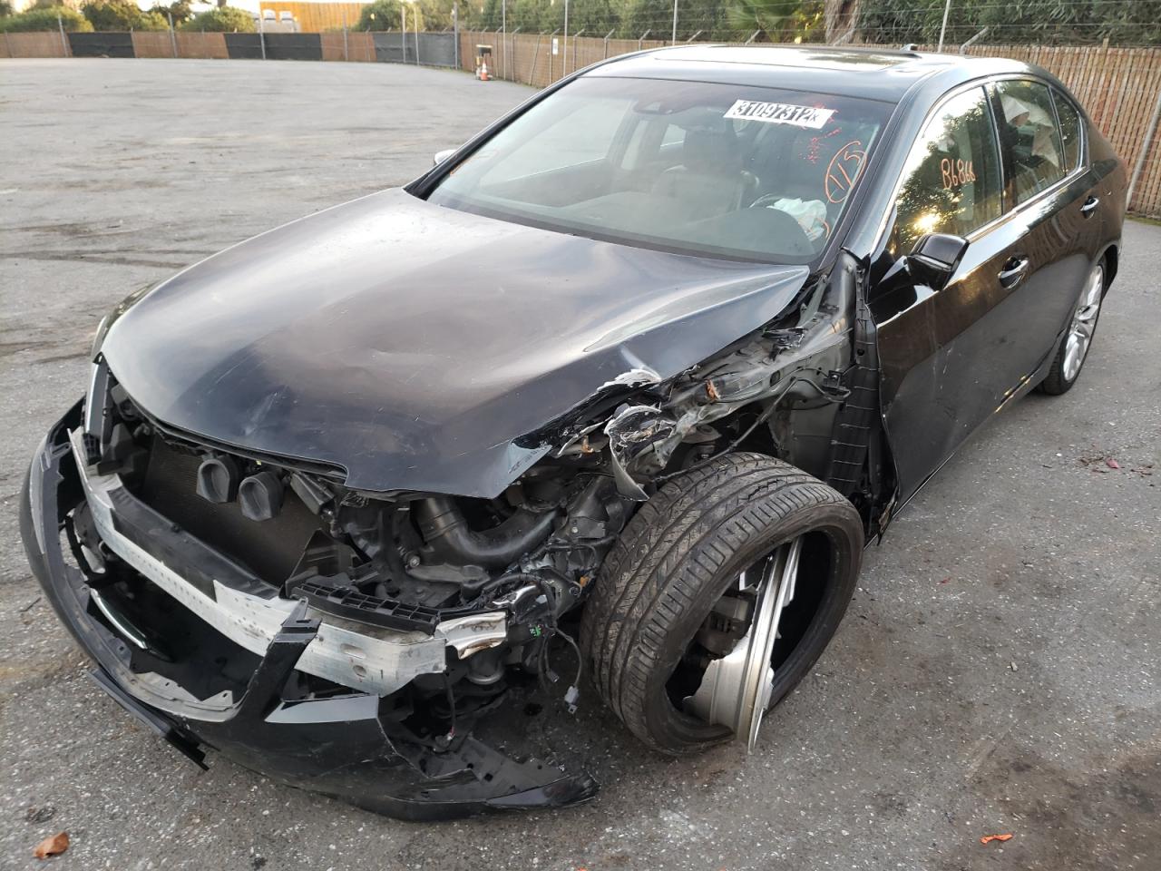 Photo 2 from auction – 2014 ACURA RLX TECH with VIN JH4KC1F5XEC006059