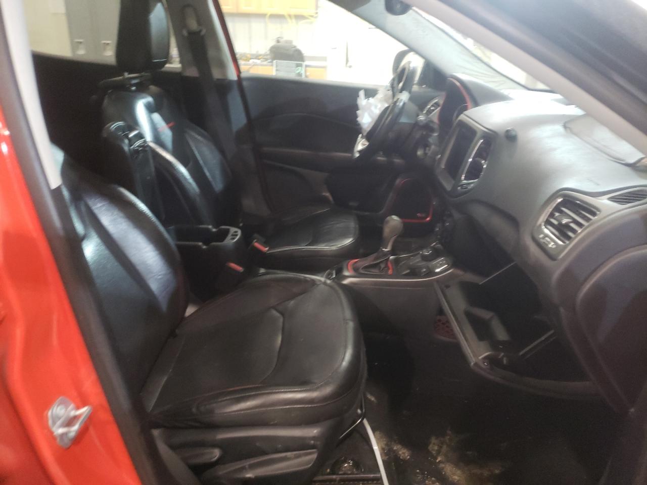 Photo 5 from auction – 2018 JEEP COMPASS TR with VIN 3C4NJDDB2JT264511