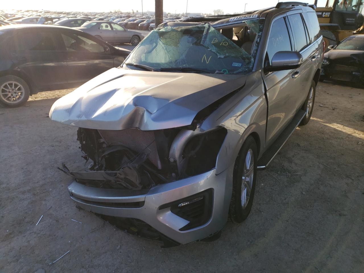 Photo 2 from auction – 2020 FORD EXPEDITION with VIN 1FMJU1HT3LEA06133