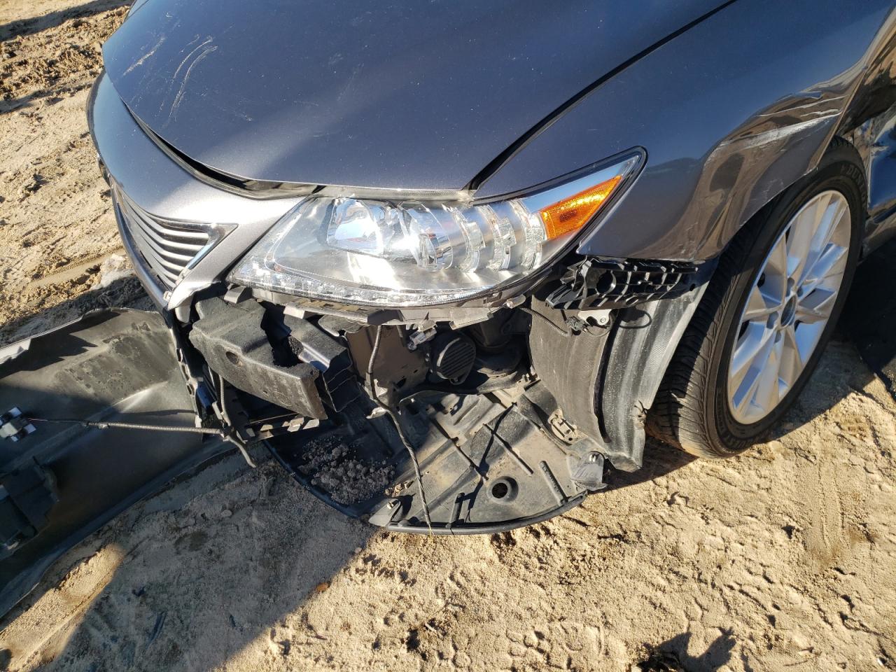 Photo 10 from auction – 2013 LEXUS ES 300H with VIN JTHBW1GG7D2012428