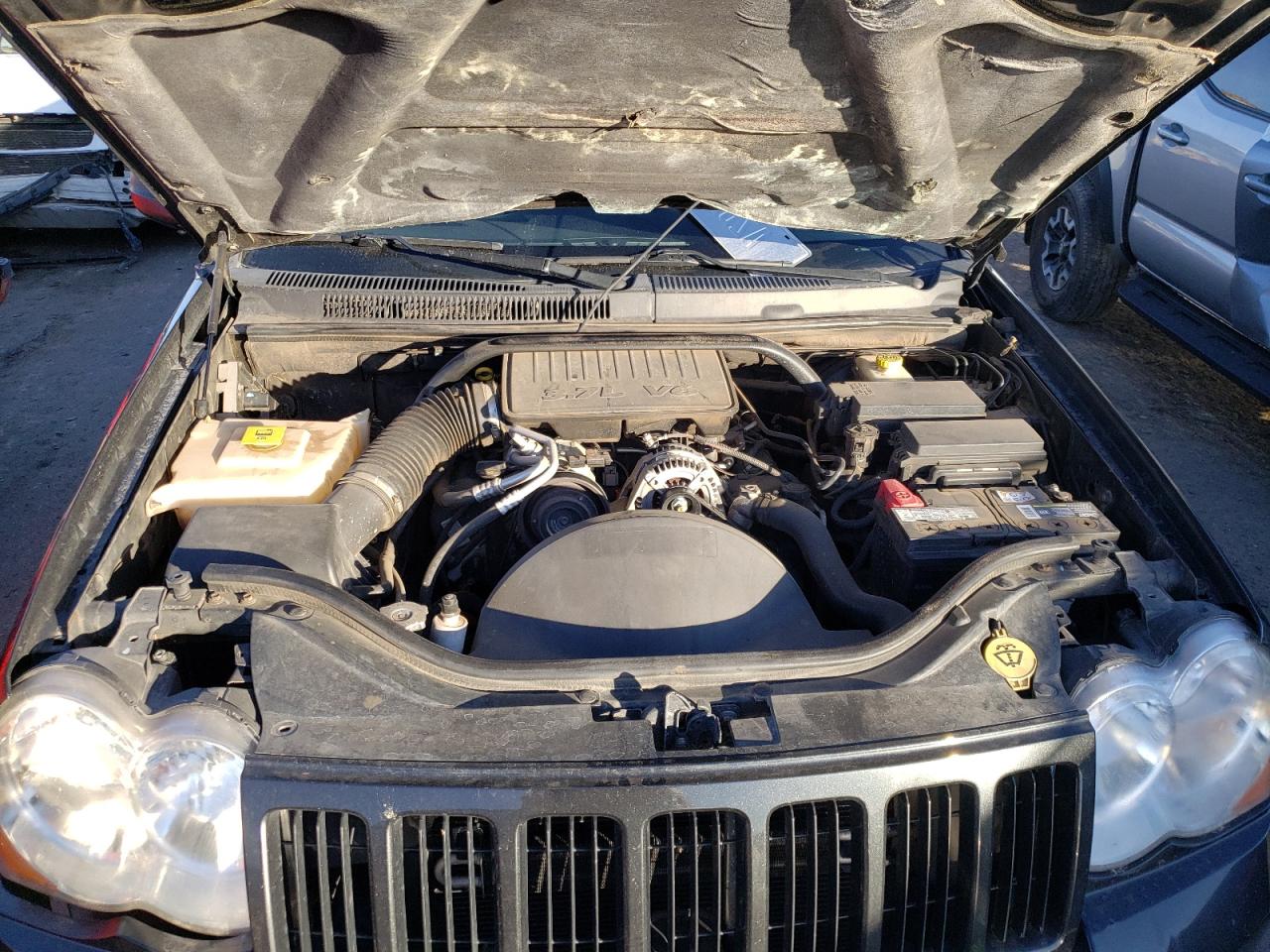 Photo 7 from auction – 2010 JEEP GRAND CHER with VIN 1J4PS4GK2AC101302